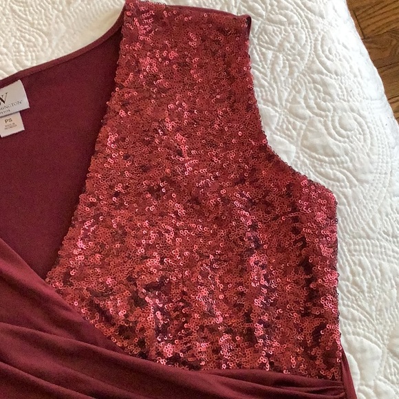 Worthington Wine Red Sleeveless Jersey Knit Sleeveless Sequined Top Size SP - Picture 6 of 10